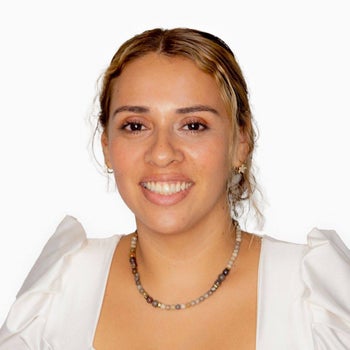 Portrait of Estefania Perez, Real Estate Agent